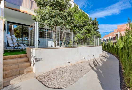 Resale - Apartment - Orihuela Costa - Campoamor