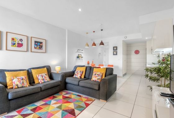 Resale - Apartment - Orihuela Costa - Villamartín