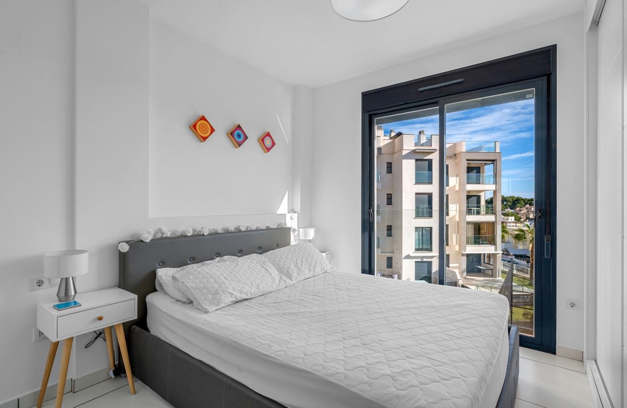 Resale - Apartment - Orihuela Costa - Villamartín