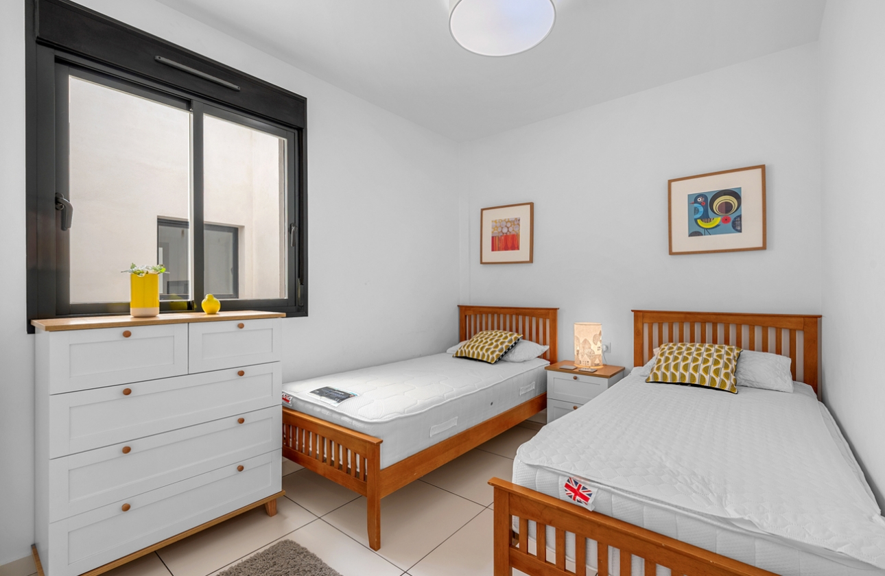 Resale - Apartment - Orihuela Costa - Villamartín