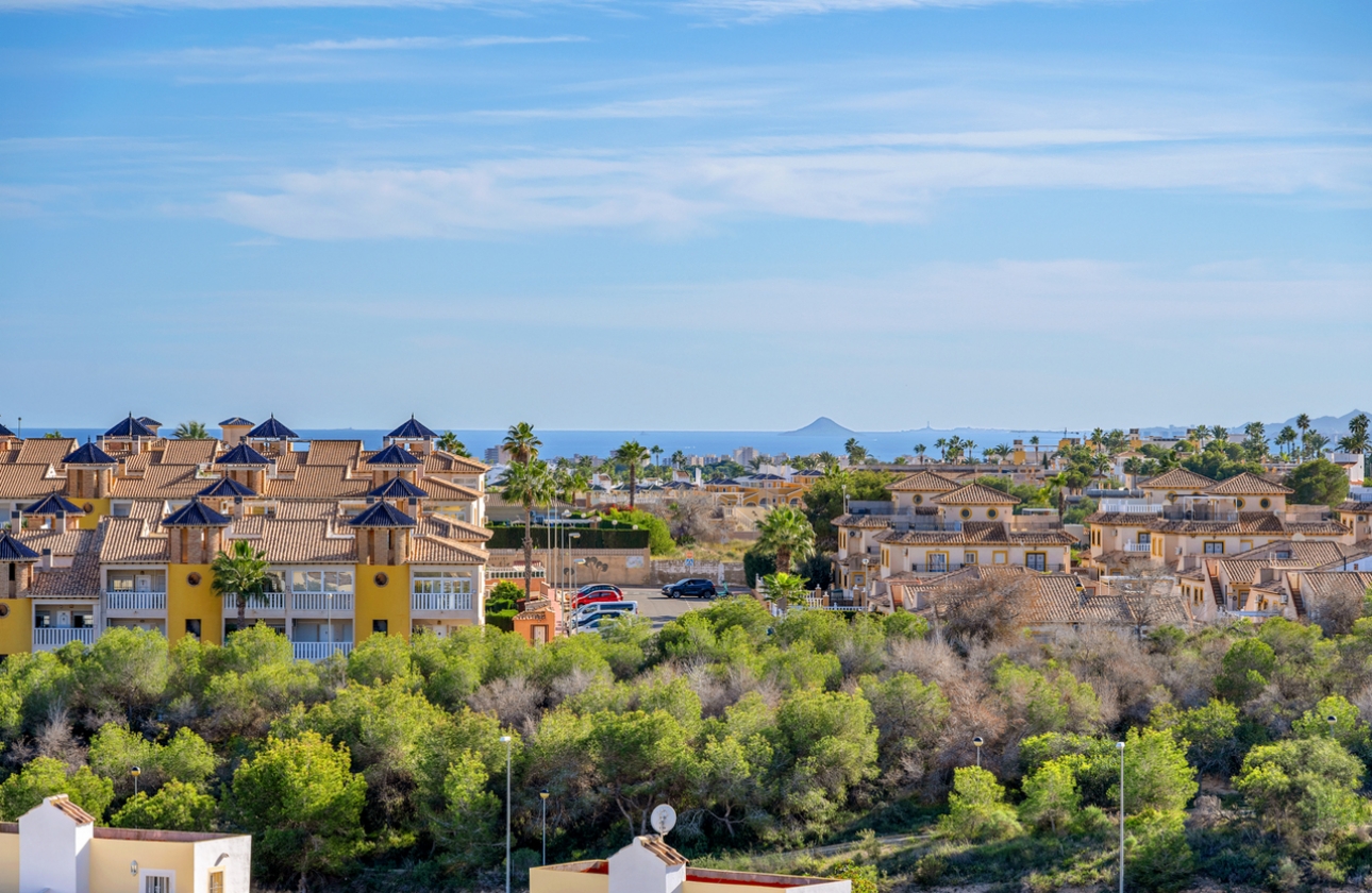 Resale - Apartment - Orihuela Costa - Villamartín