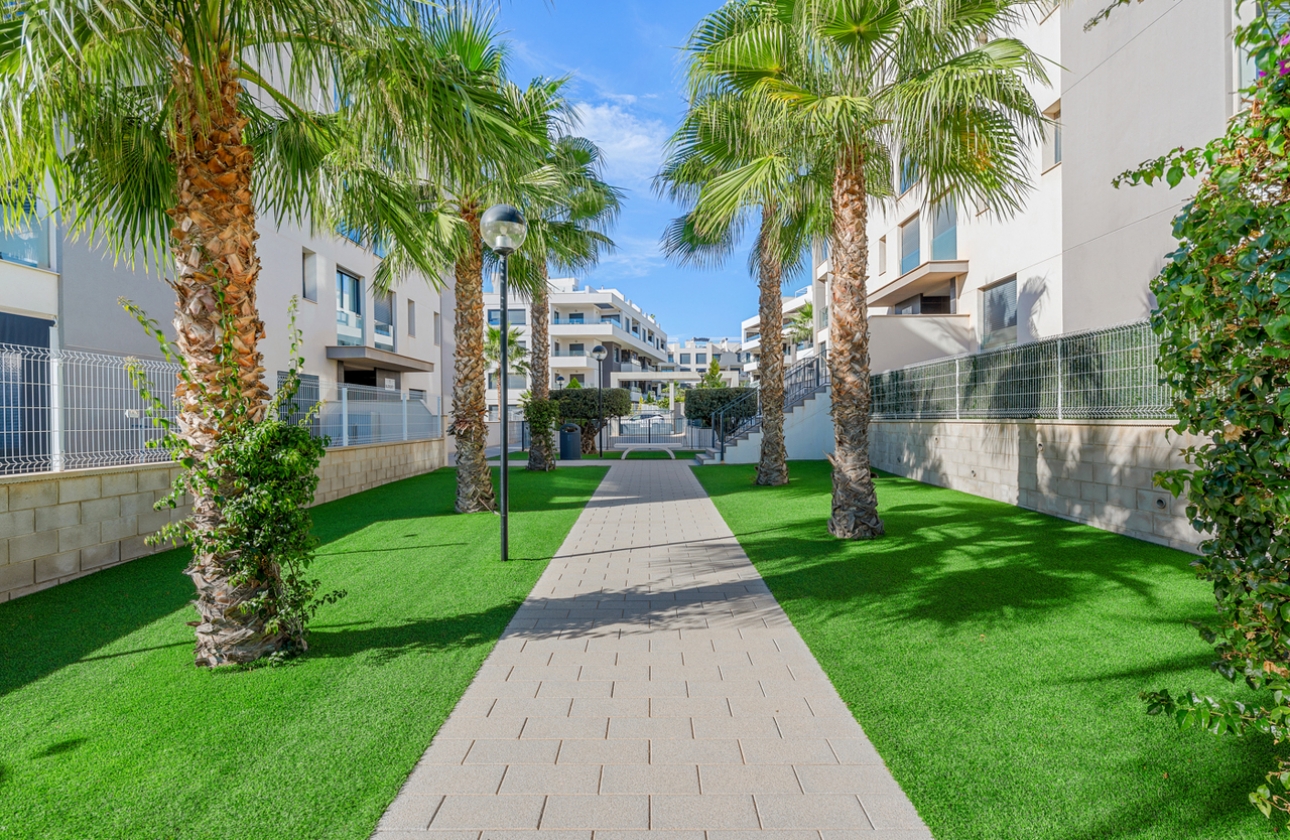 Resale - Apartment - Orihuela Costa - Villamartín