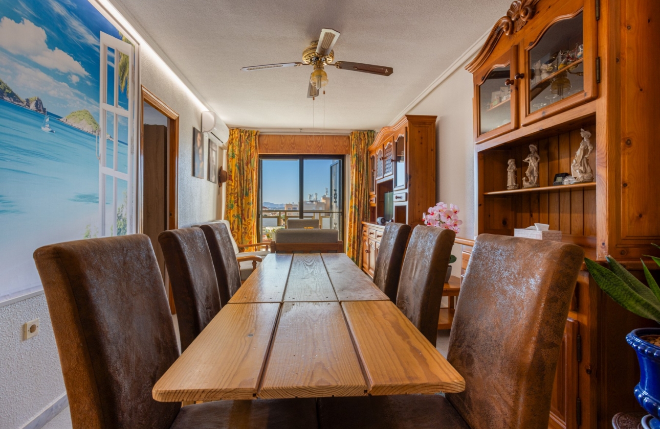 Resale - Apartment - Torrevieja - La Siesta - El Salado -  Torreta