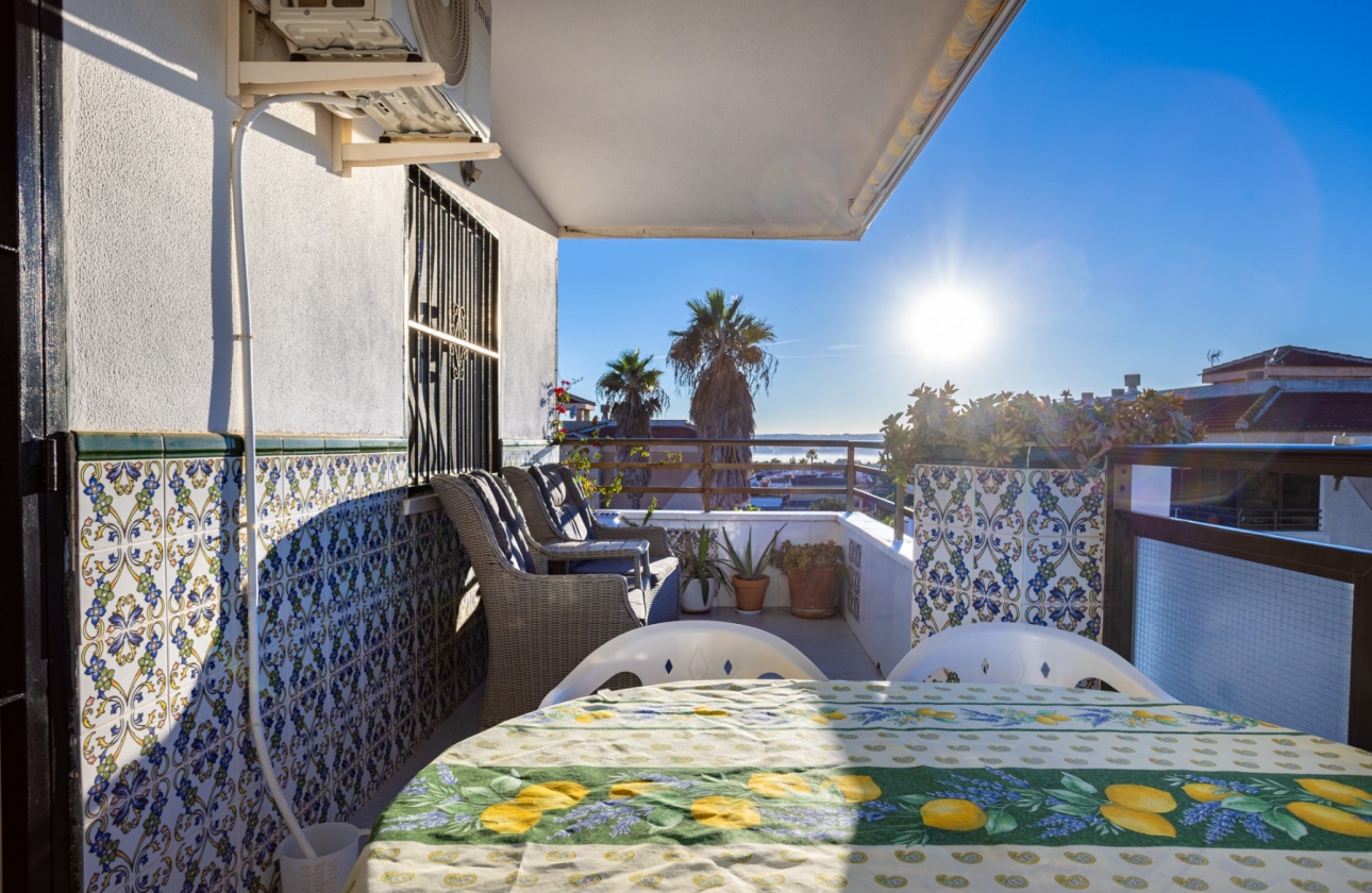 Resale - Apartment - Torrevieja - La Siesta - El Salado -  Torreta