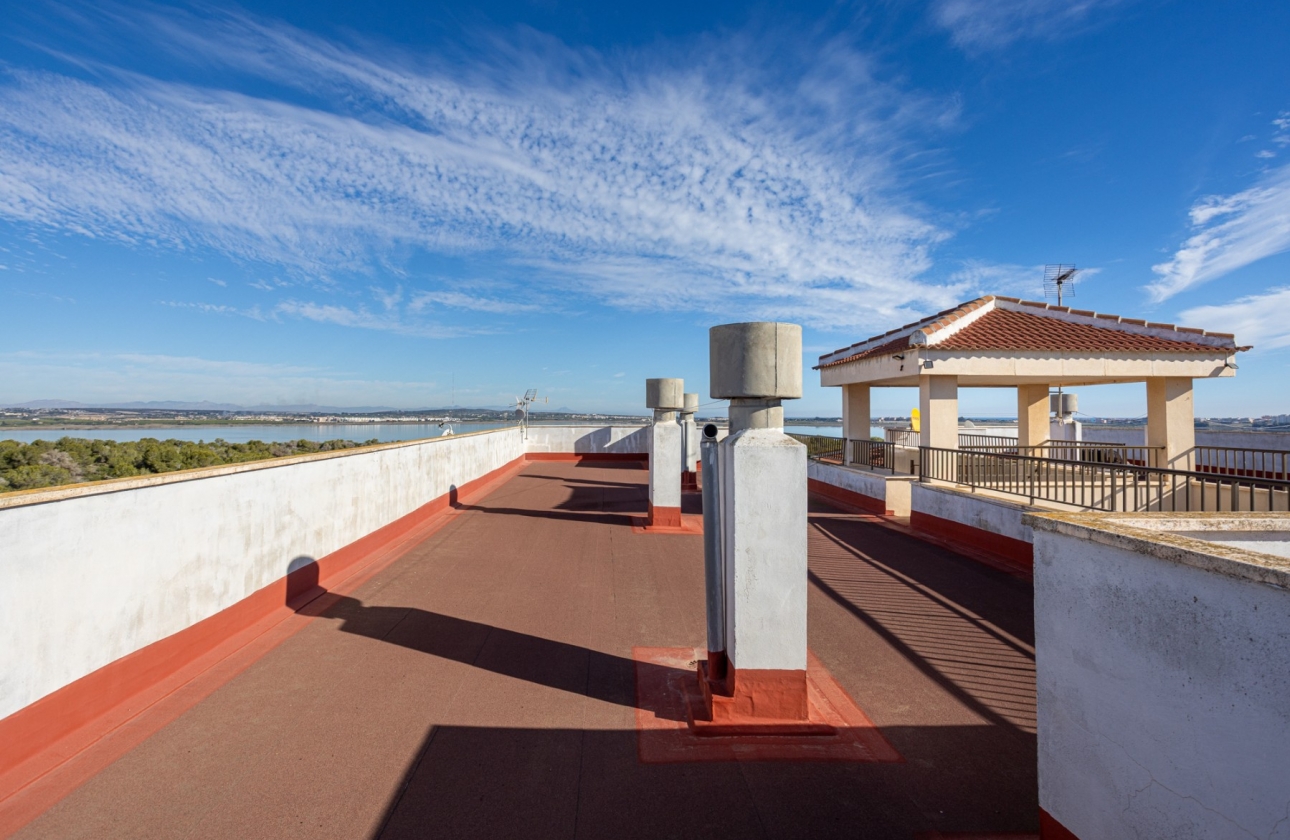 Resale - Apartment - Torrevieja - La Siesta - El Salado -  Torreta