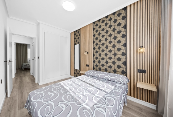 Resale - Apartment - Torrevieja - Centro