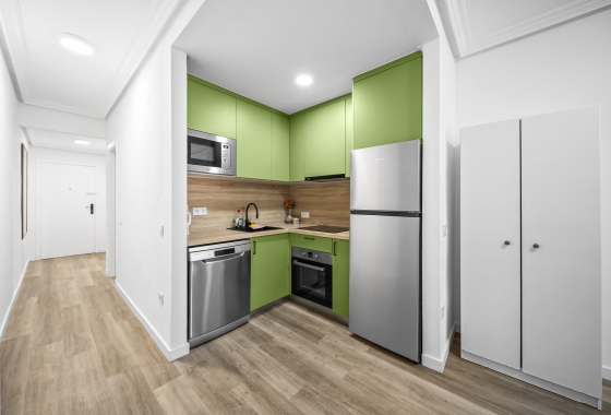 Resale - Apartment - Torrevieja - Centro