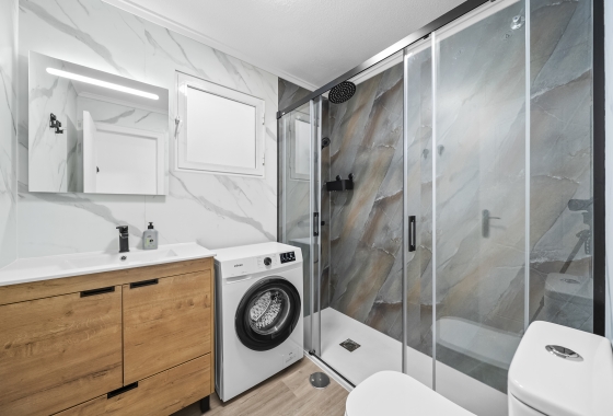 Resale - Apartment - Torrevieja - Centro