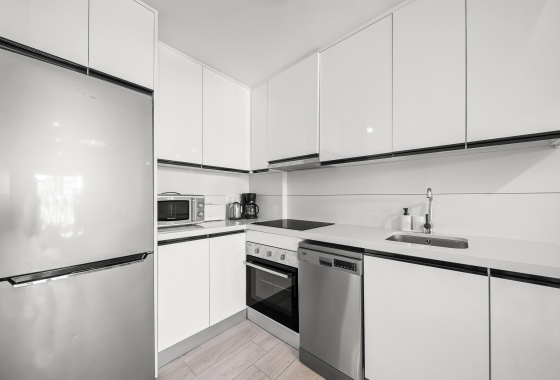 Resale - Apartment - Torrevieja - La Mata