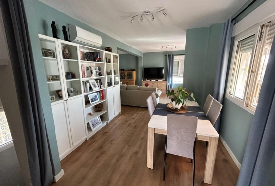 Resale - Villa - San Miguel de Salinas