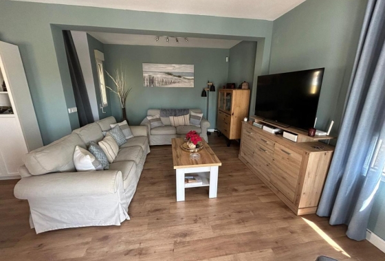 Resale - Villa - San Miguel de Salinas