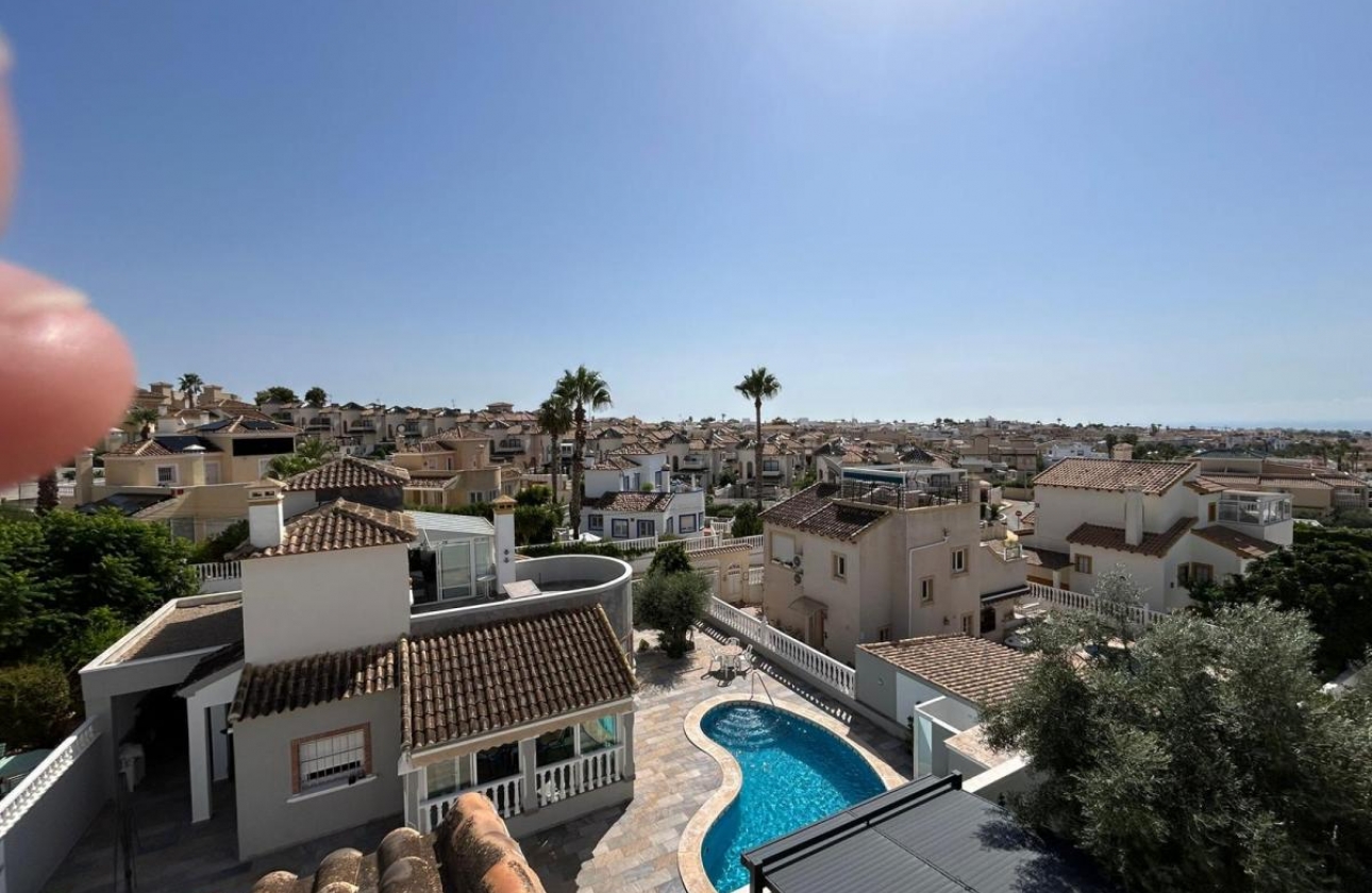 Resale - Villa - San Miguel de Salinas