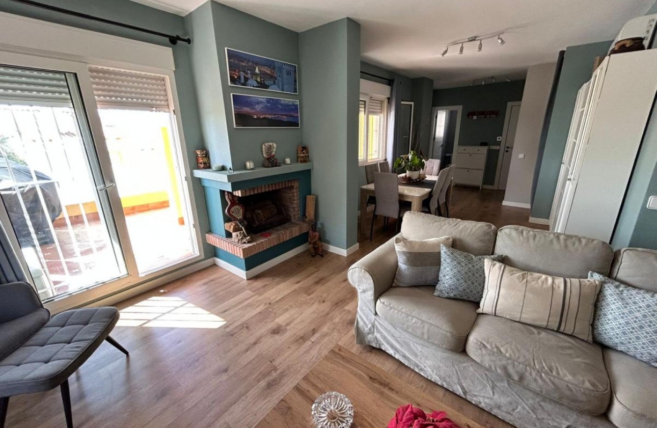 Resale - Villa - San Miguel de Salinas