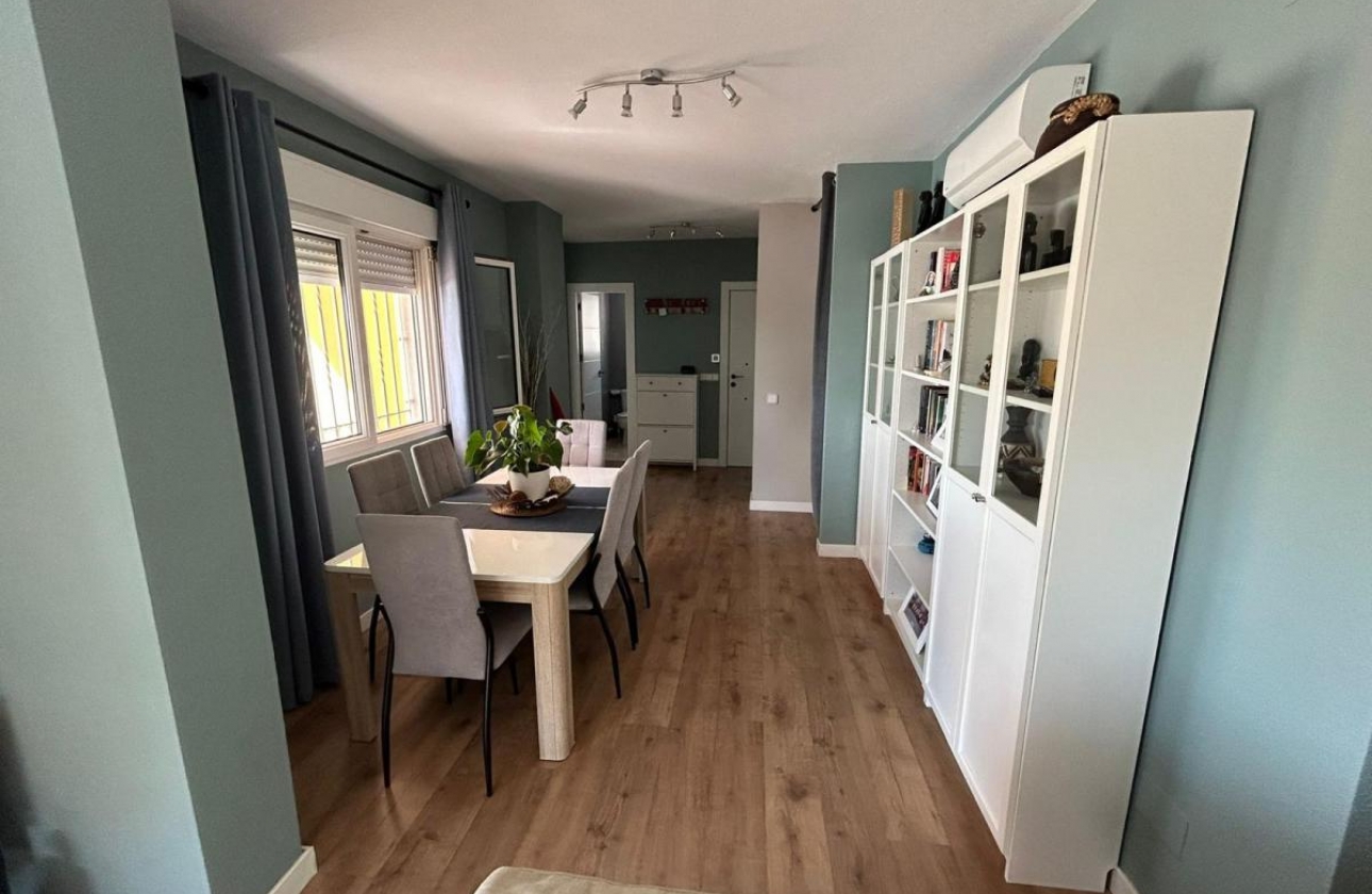 Resale - Villa - San Miguel de Salinas