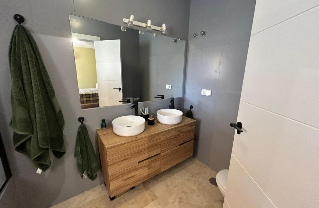 Resale - Villa - San Miguel de Salinas