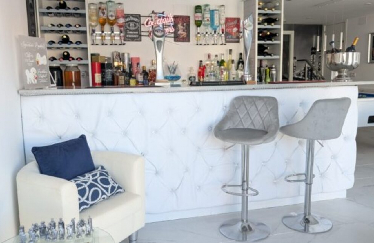 Resale - Villa - Orihuela Costa - Villamartín