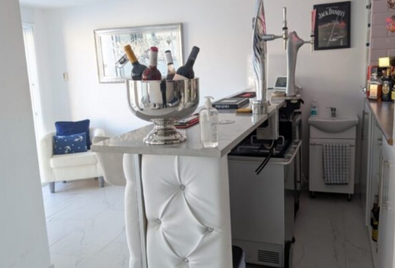 Resale - Villa - Orihuela Costa - Villamartín