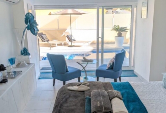 Resale - Villa - Orihuela Costa - Villamartín