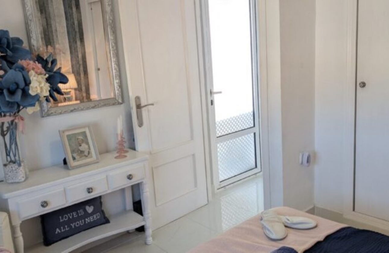 Resale - Villa - Orihuela Costa - Villamartín