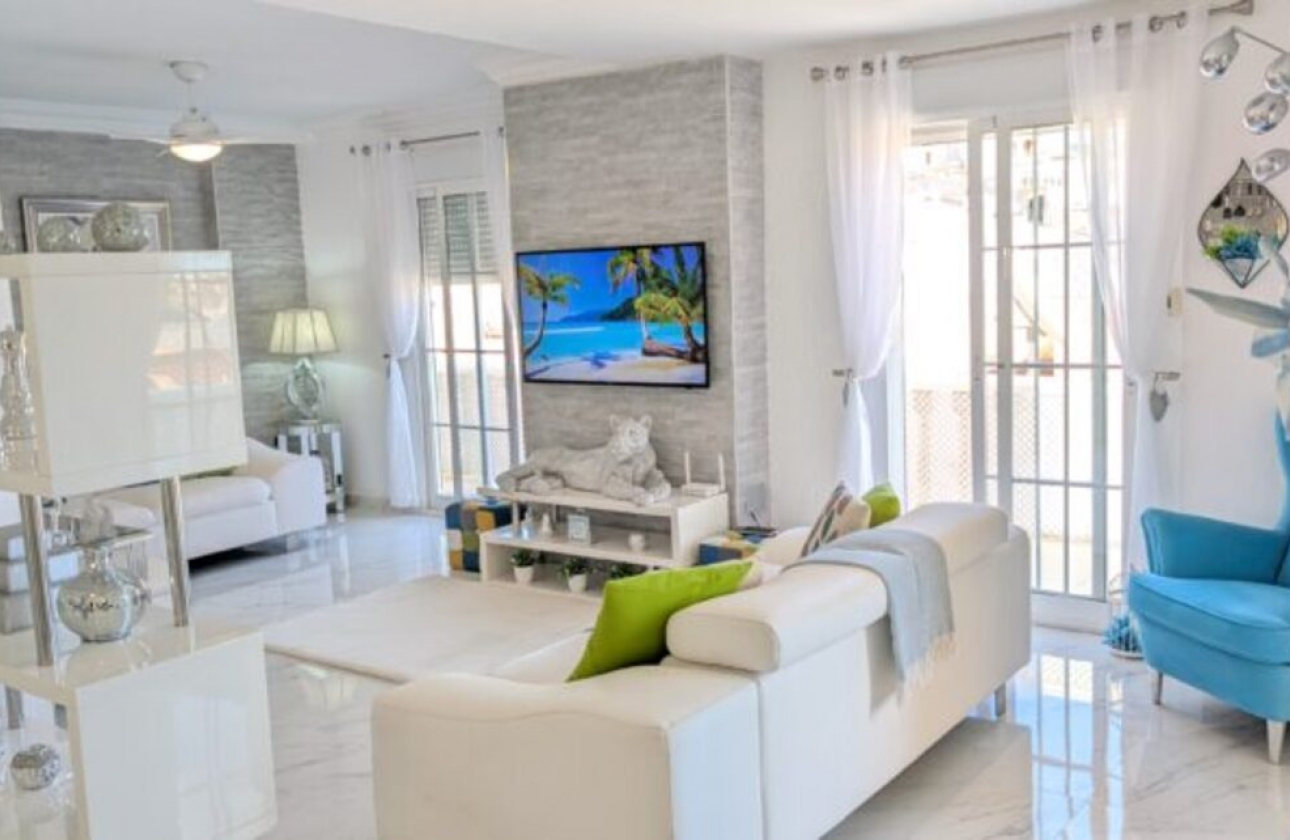 Resale - Villa - Orihuela Costa - Villamartín