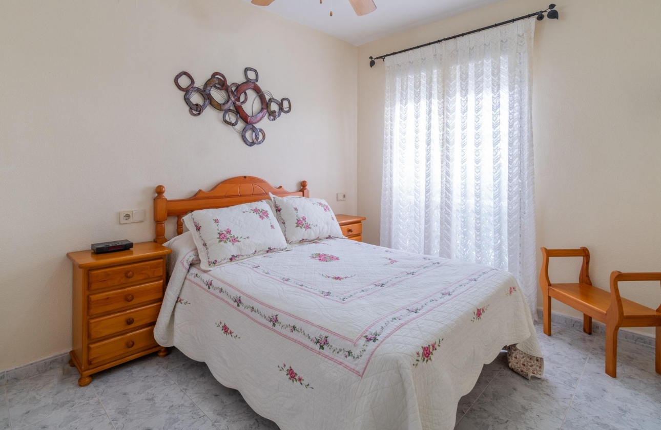 Long Term Rental - Bungalow - Orihuela Costa - Playa Flamenca