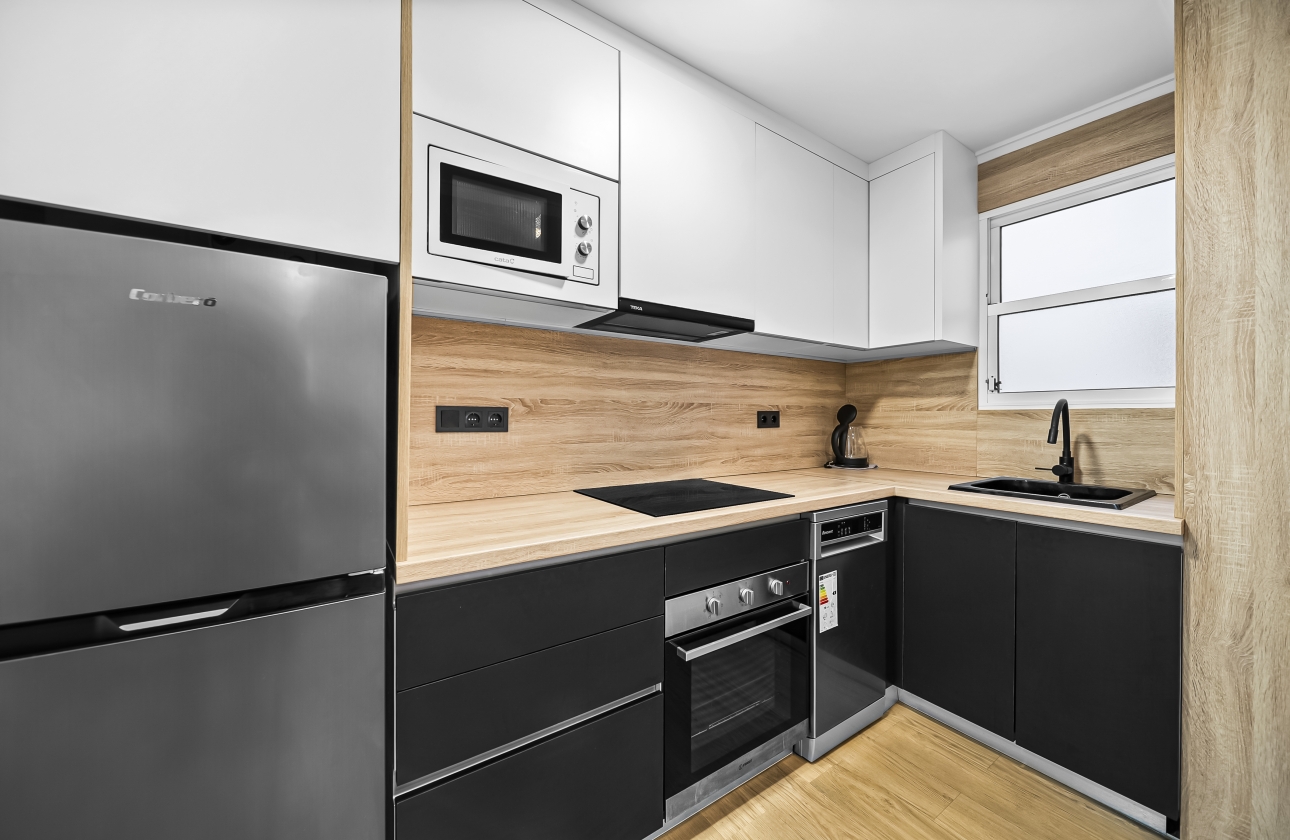 Resale - Apartment - Torrevieja - Centro