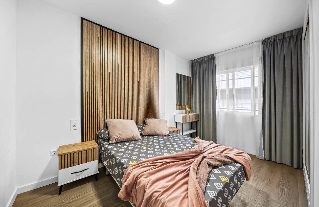 Resale - Apartment - Torrevieja - Centro