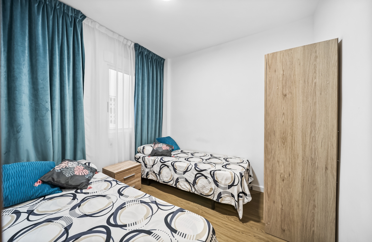 Resale - Apartment - Torrevieja - Centro