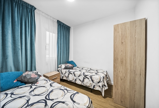 Resale - Apartment - Torrevieja - Centro