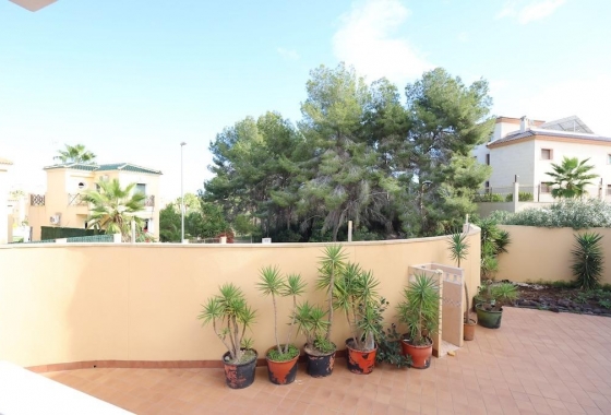 Resale - Villa - Orihuela Costa - Villamartín