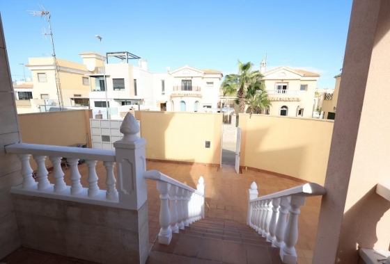 Resale - Villa - Orihuela Costa - Villamartín
