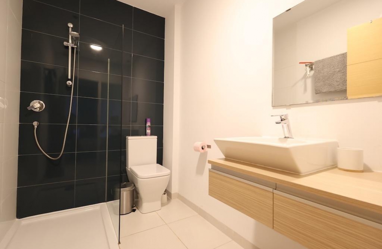 Resale - Apartment - Orihuela Costa - La Zenia