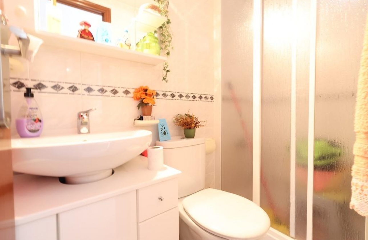 Resale - Apartment - Torrevieja - La Mata