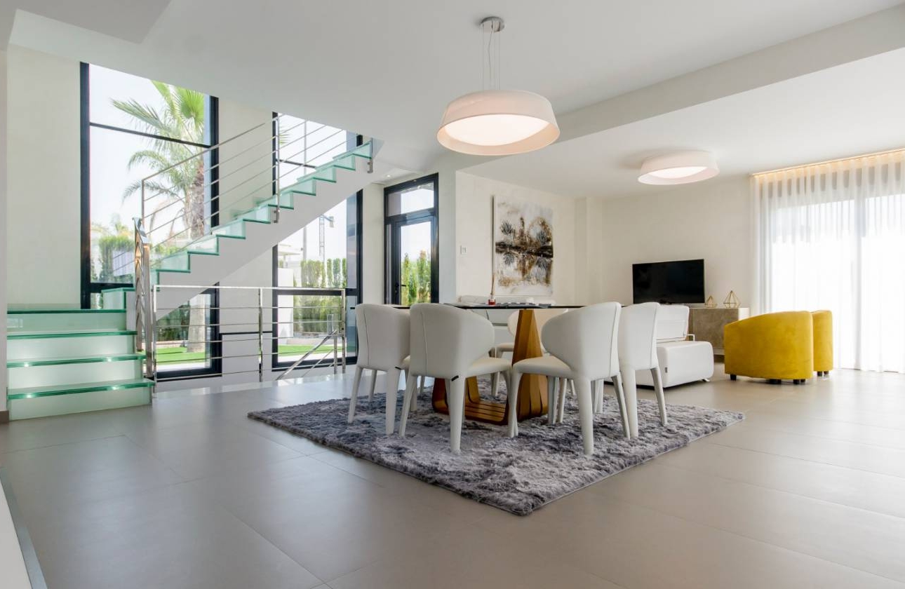 Obra nueva - Villa - Orihuela