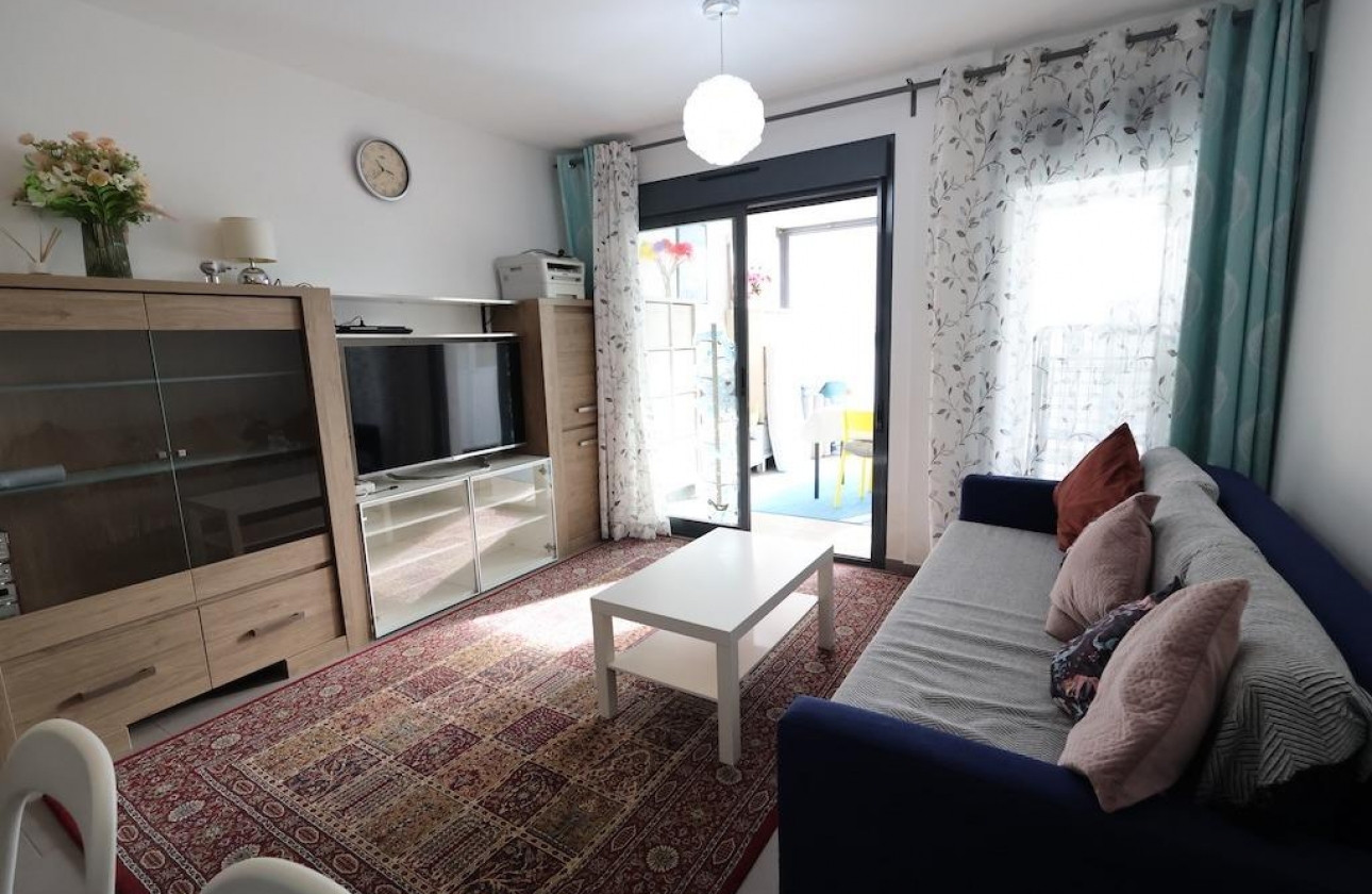 Resale - Bungalow - Orihuela Costa - La Zenia