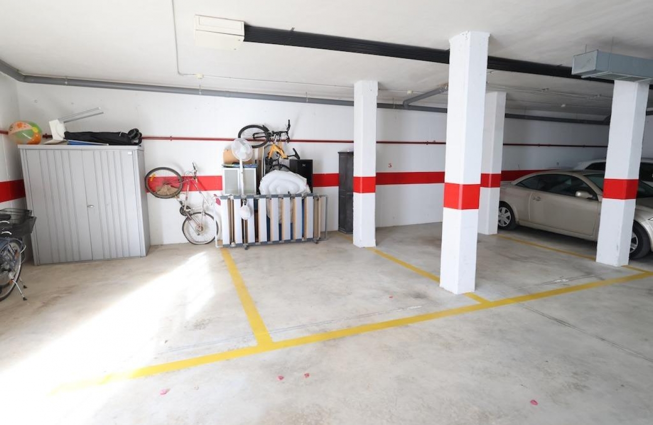 Resale - Bungalow - Orihuela Costa - La Zenia