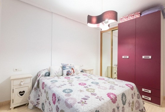 Resale - Apartment - Torrevieja - Parque de las Naciones