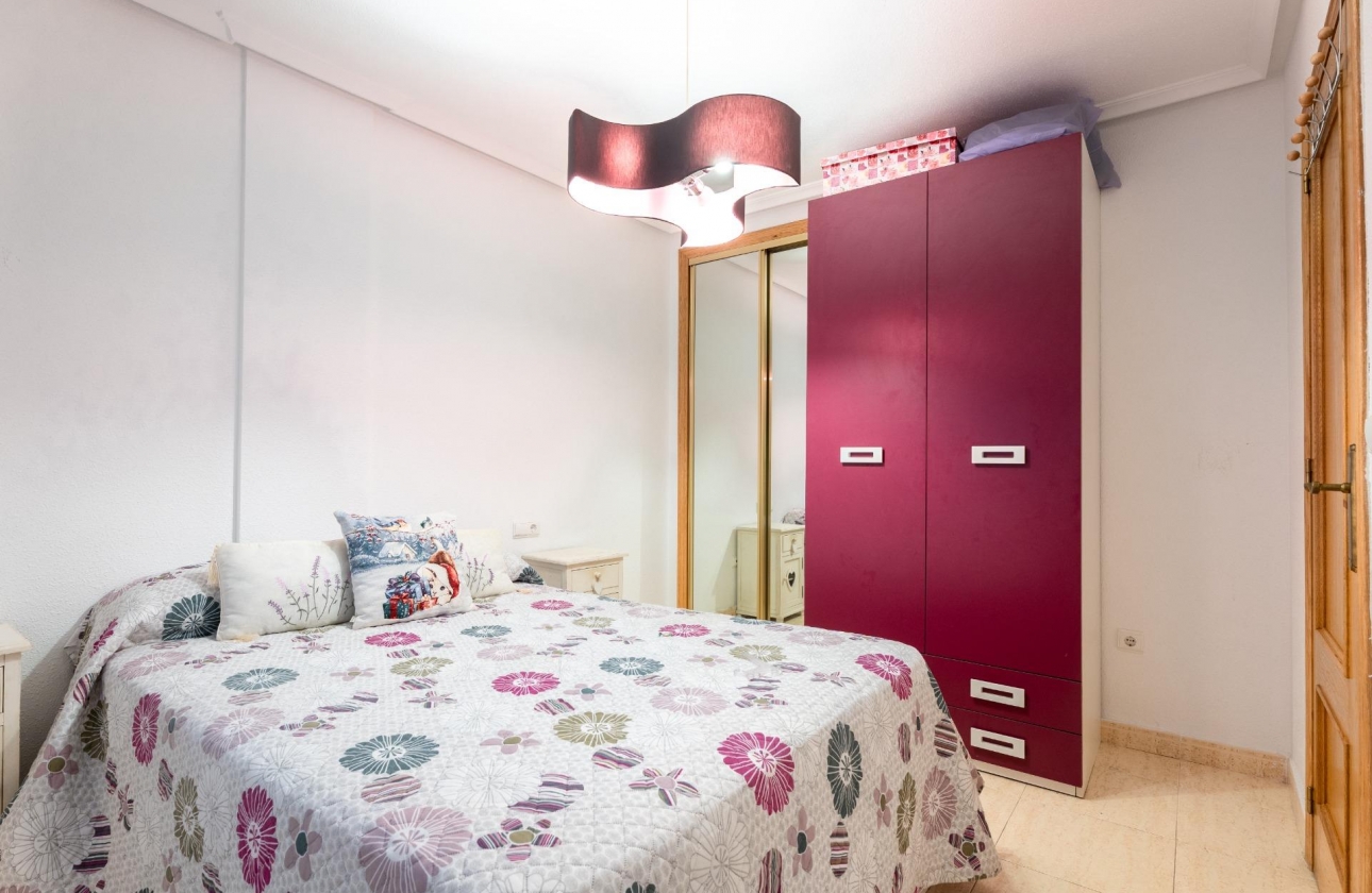 Resale - Apartment - Torrevieja - Parque de las Naciones