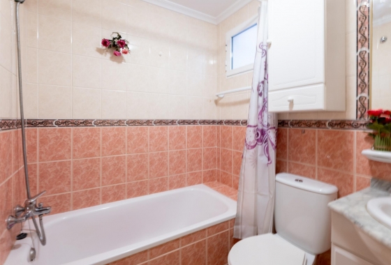 Resale - Apartment - Torrevieja - Parque de las Naciones