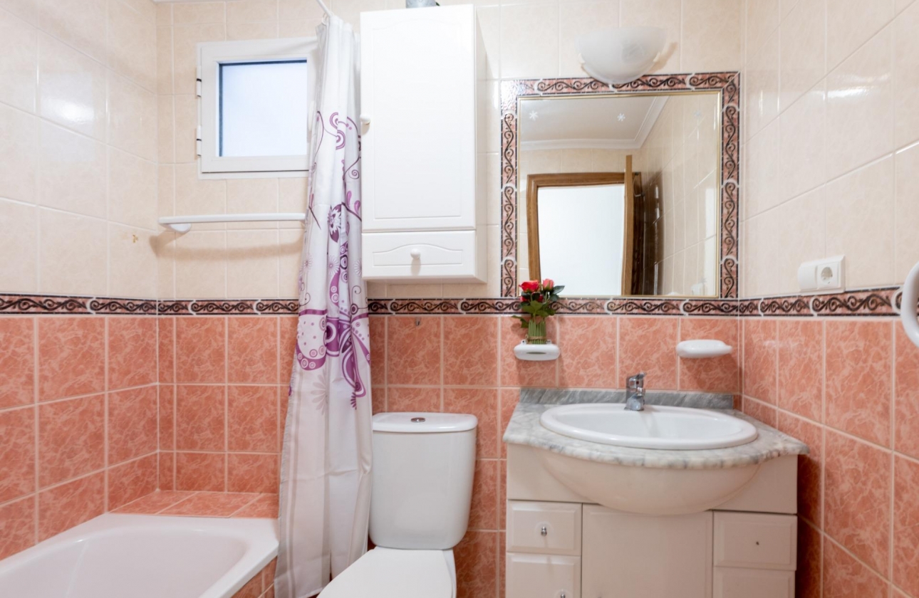 Resale - Apartment - Torrevieja - Parque de las Naciones