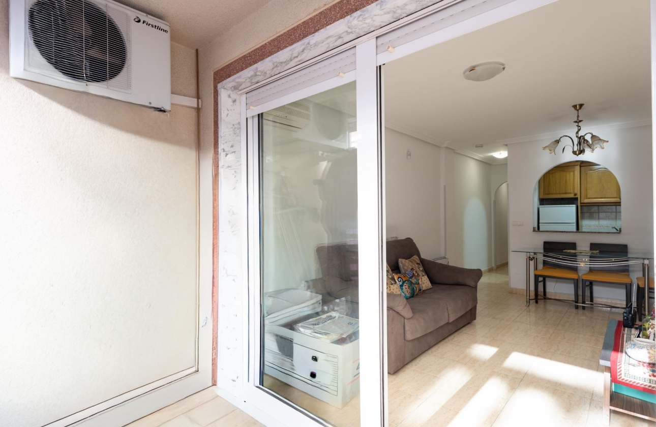 Resale - Apartment - Torrevieja - Parque de las Naciones