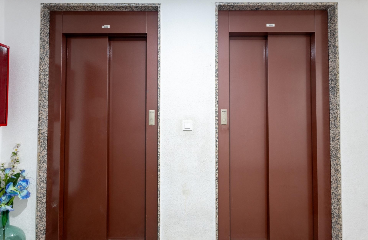 Resale - Apartment - Torrevieja - Parque de las Naciones