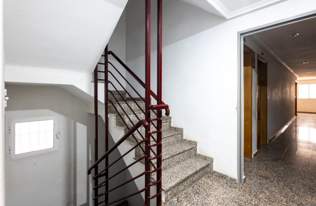 Resale - Apartment - Torrevieja - Parque de las Naciones