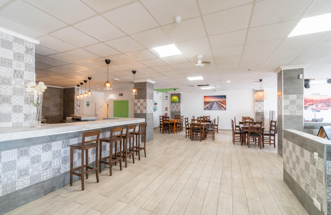 Long Term Rental - Commercial Unit - San Fulgencio - La Marina