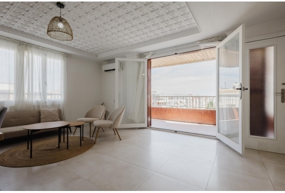 Resale - Apartment - Torrevieja