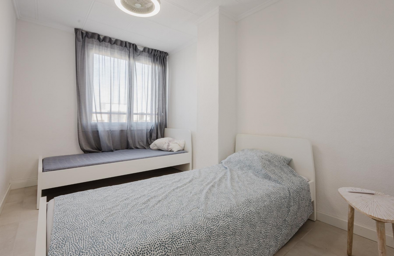 Resale - Apartment - Torrevieja