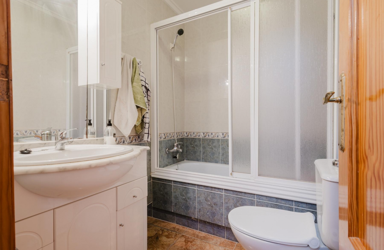 Resale - Apartment - Torrevieja