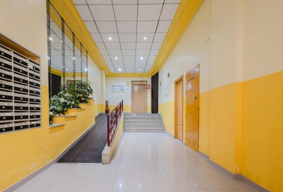 Resale - Apartment - Torrevieja