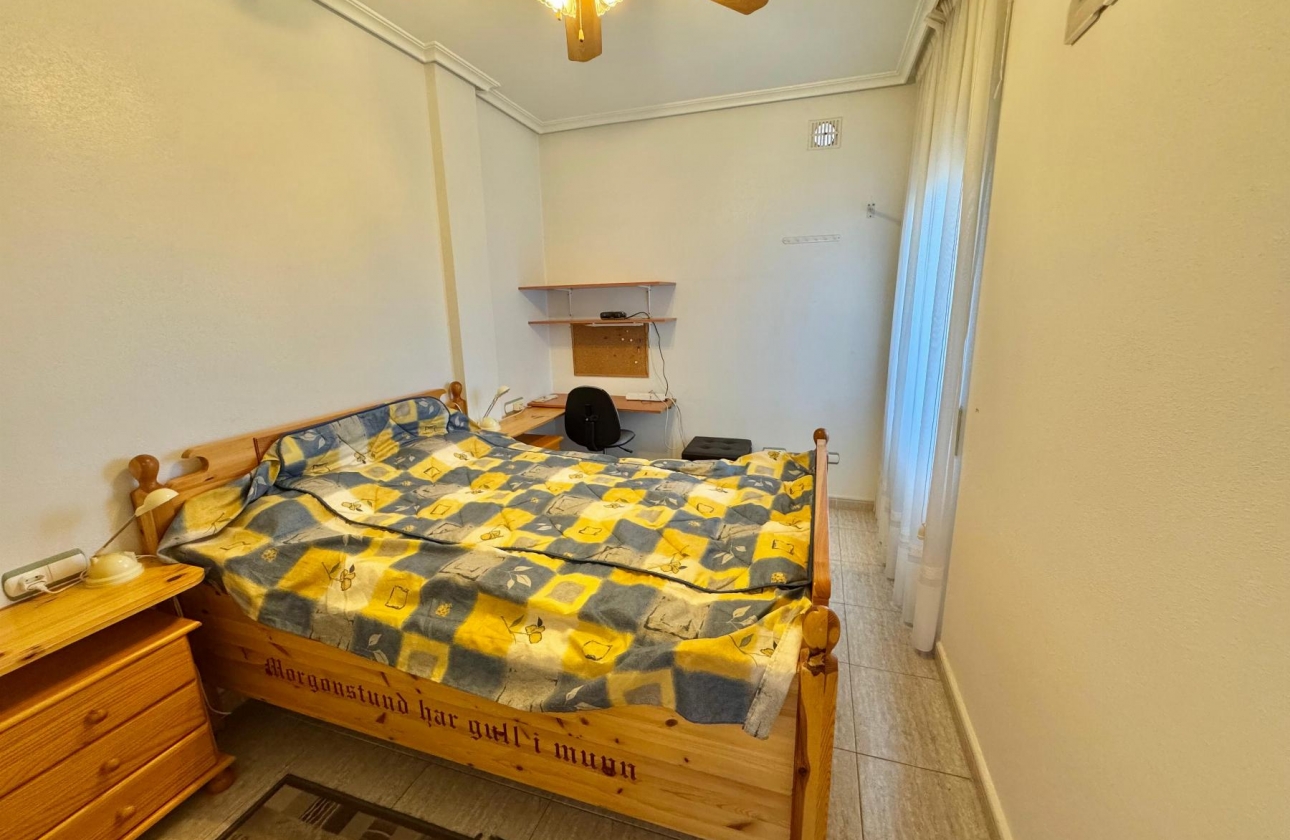 Resale - Apartment - Almoradí