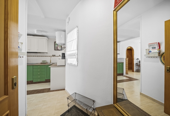 Resale - Apartment - Torrevieja - Centro